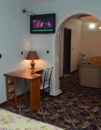 Royal Palace Hotel