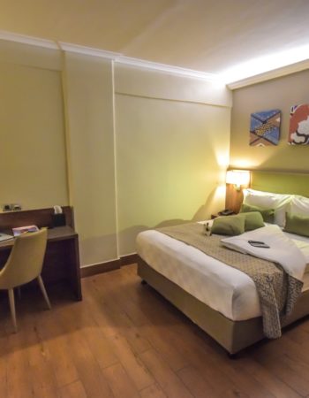 Hotel La Falaise Bonapriso