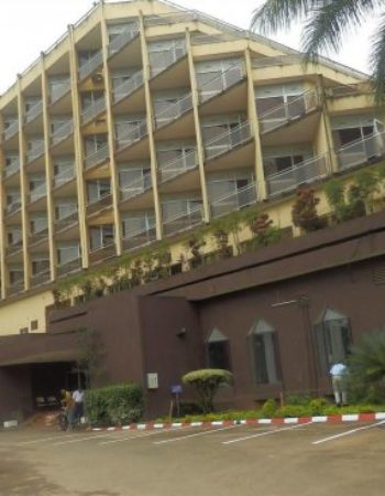 Ayaba Hotel